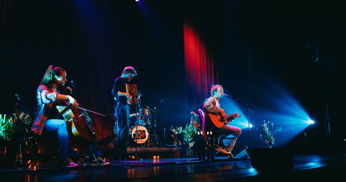 MTV’s Nirvana Unplugged